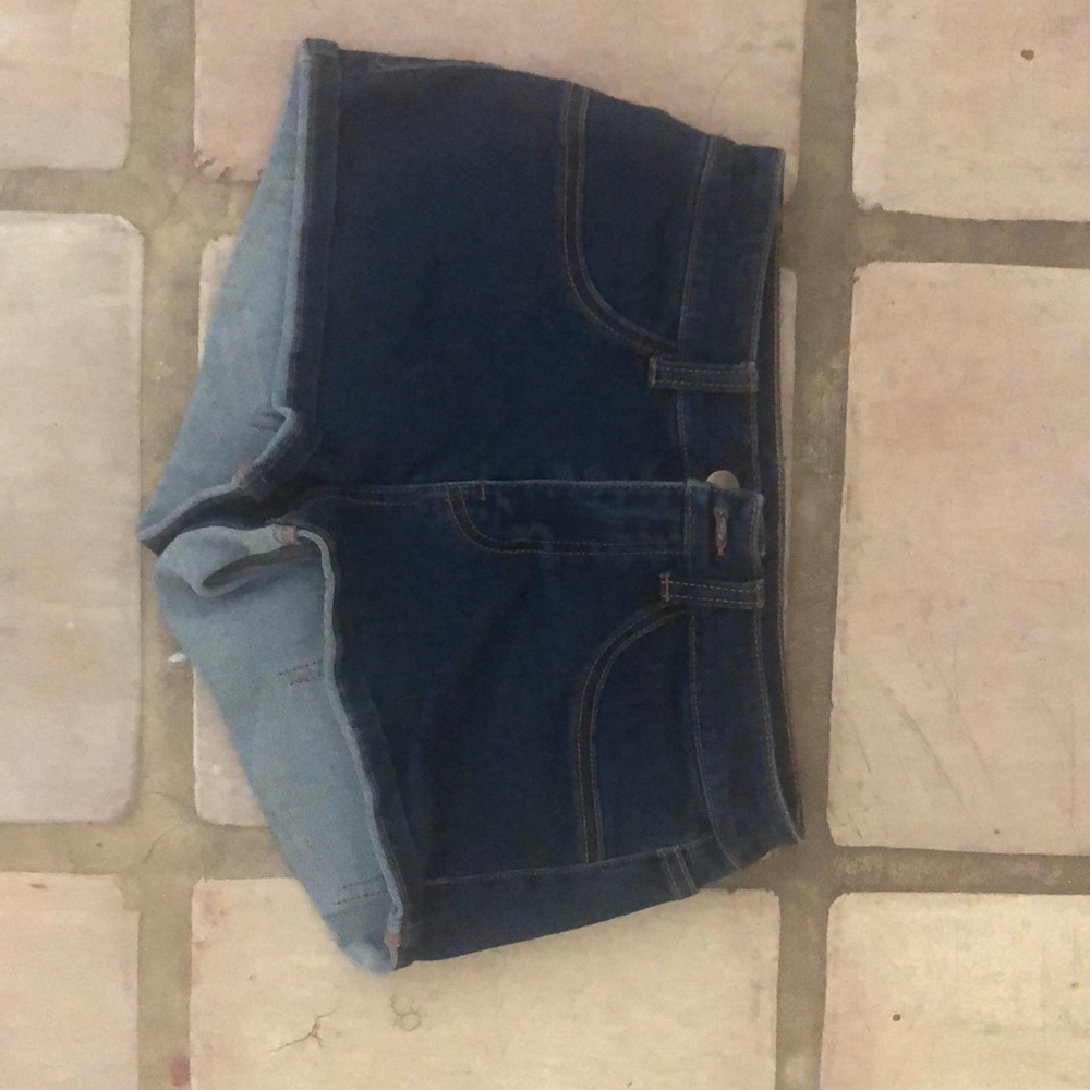 Wild fable low rise cut off shorts !